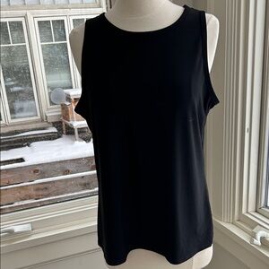 Chaus simple black sleeveless top in medium